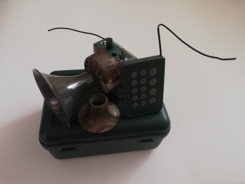 Wabik elektroniczny z pilotem R410 na Lisa chip 1 moro tuba Wabik elektroniczny z pilotem R410 na Lisa chip 1 moro tuba