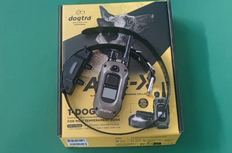 Obroża elektryczna Dogtra ARC-X Stymulacja Sygnał dźwiękowy Wibracja Światło lokalizacji Obroża elektryczna Dogtra ARC-X Stymulacja Sygnał dźwiękowy Wibracja Światło lokalizacji